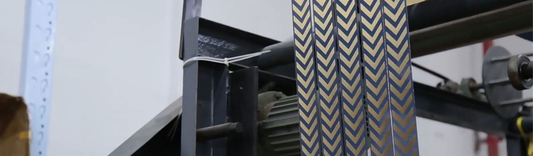 Ribbon slitting and winding machines