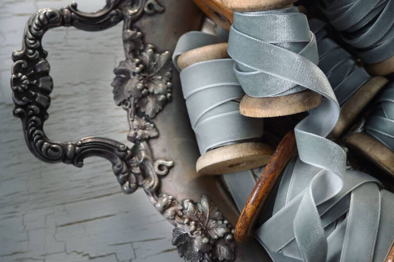 Create Perfect Velvet Ribbon Bow: Simple Step-by-Step Guide ribbon project reference