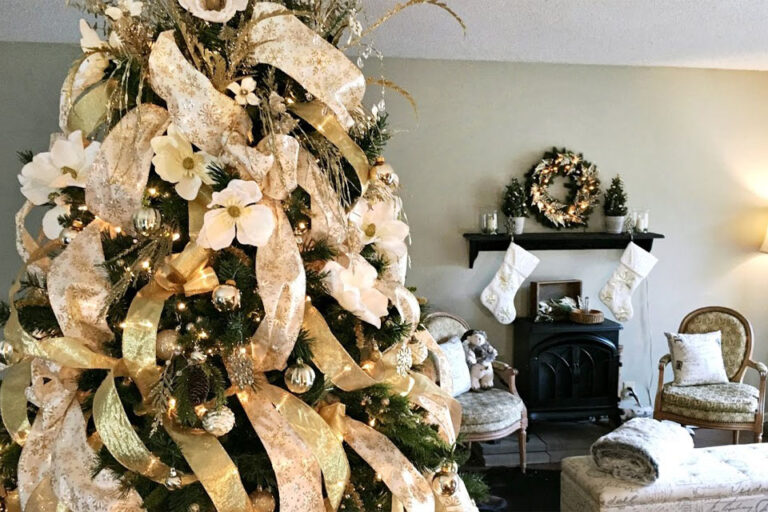 Expert Tips for Decorating Your Tree with Ribbon