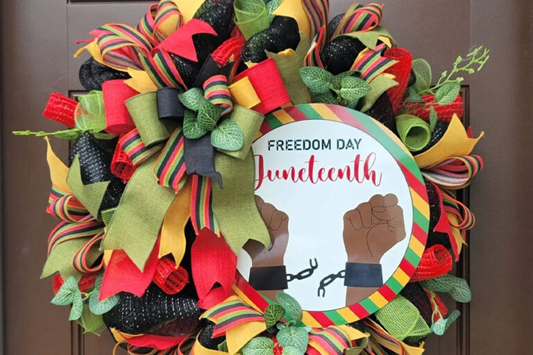 Řemeslné smysluplné dekorace Juneteenth s páskou Meedee