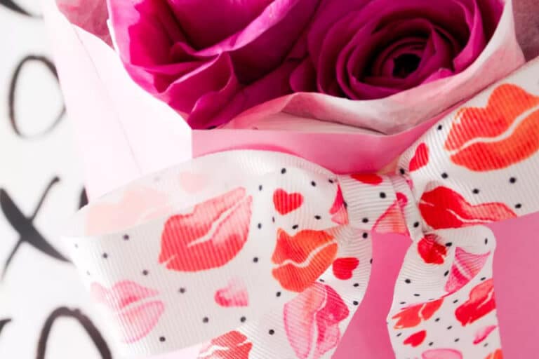 Crafting Exquisite Ribbon Roses: A DIY Guide