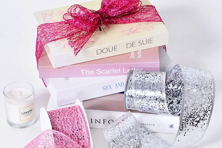 Odmień swoje rękodzieło dzięki wstążkom Deco Mesh Stripes od Meedee Ribbon