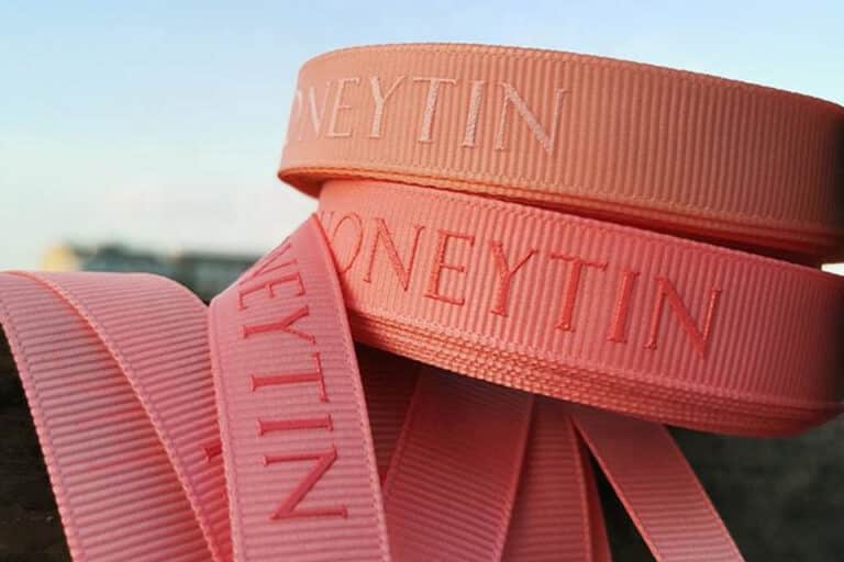 Der Unterschied zwischen Grosgrain- und Satinband: ein vollständiger Leitfaden zur Herstellung